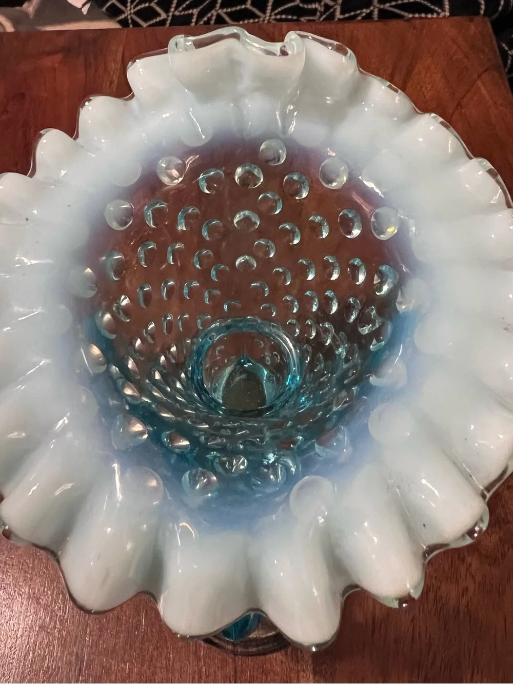 Vintage Fenton Blue Opalescent Hobnail Cornucopia Vase 6”
